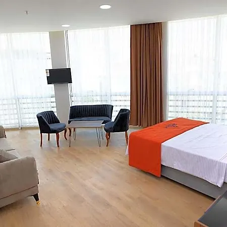 Zoom - Airport Pendik Center 3*