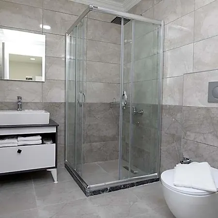 Zoom - Airport Pendik Center 3* Istanbul